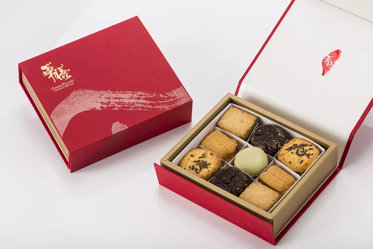 China Pacific Catering Service | 華膳空廚品牌整合 – Souvenir Packaging Design