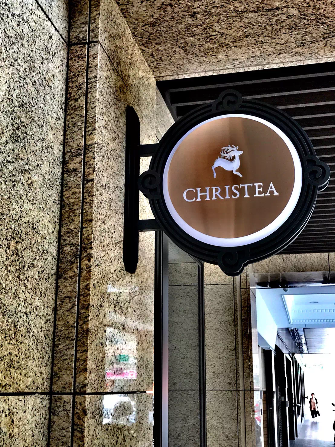 Christea – Sign